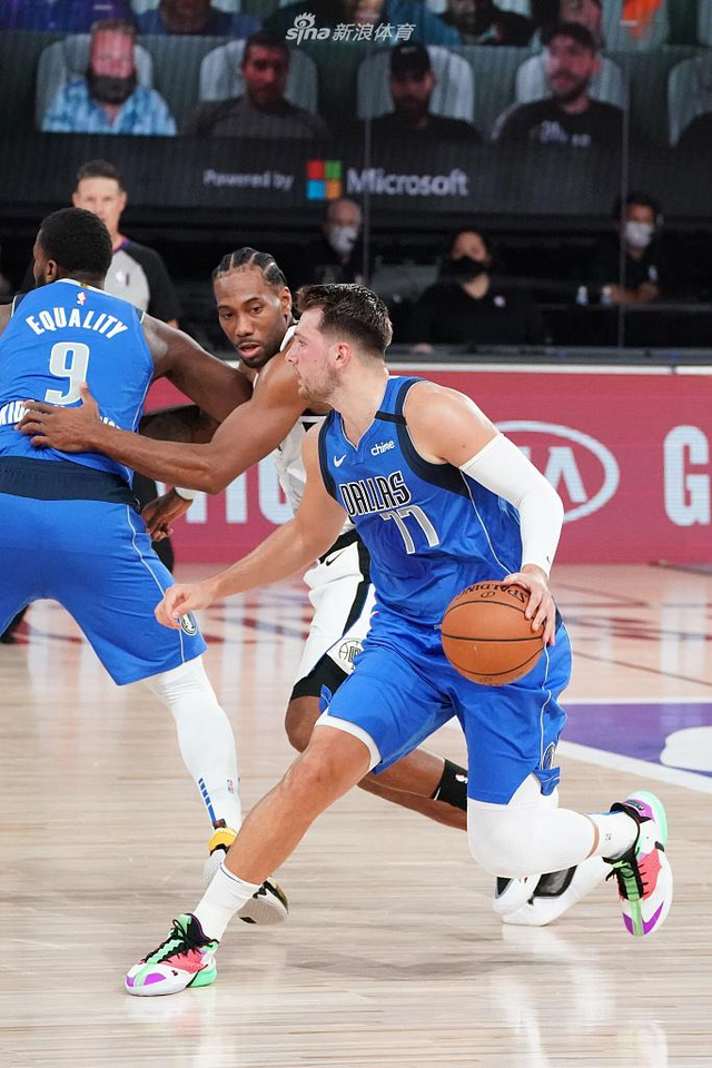 这种战术上 这种战术上