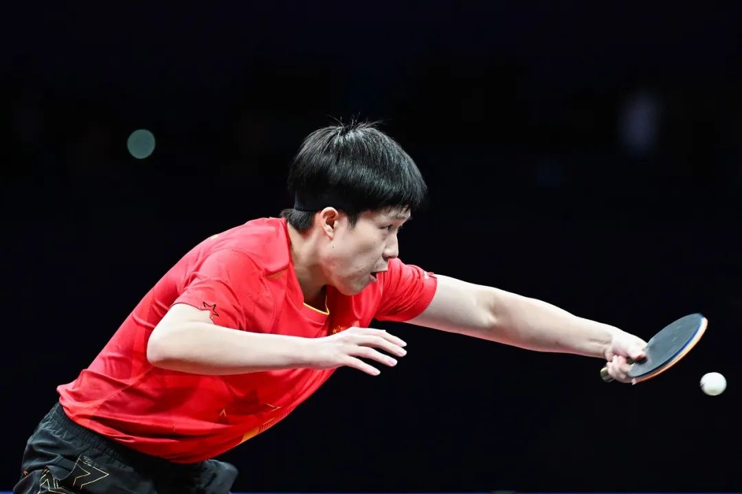 他果断换上 他果断换上